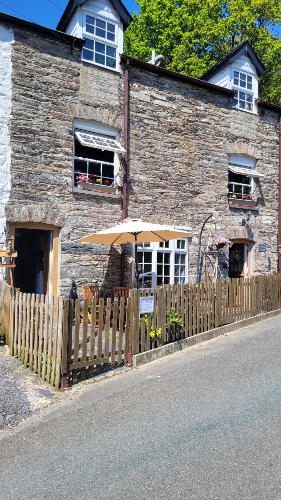 The Granary Corris On The Edge Of The Dyfi Forest Luaran gambar